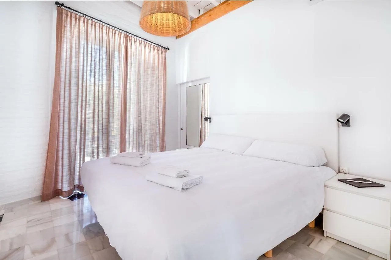 Slow Suites Alameda Севилья Апартаменты